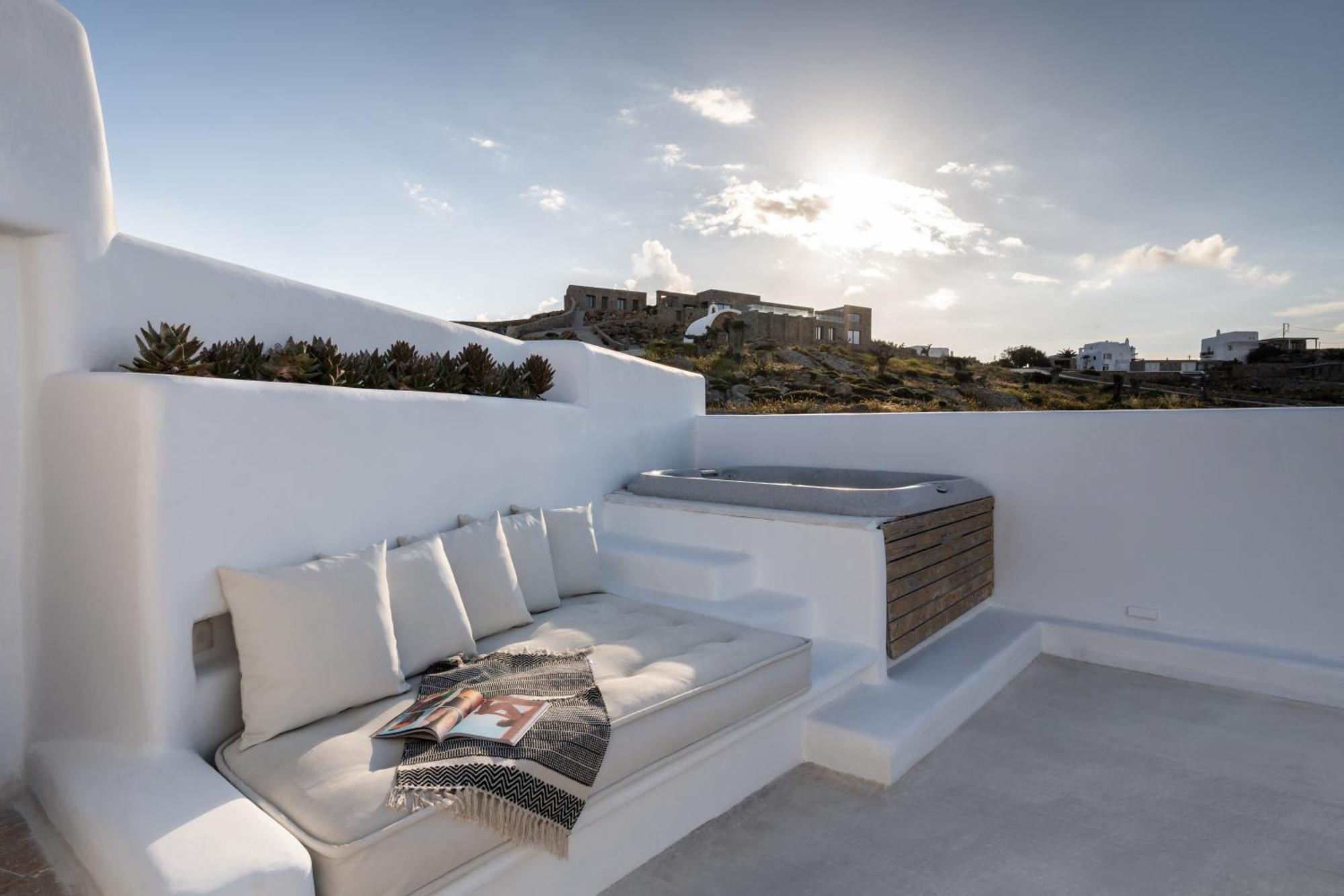 ホテル White Stone Mykonos Agios Ioannis Diakoftis エクステリア 写真