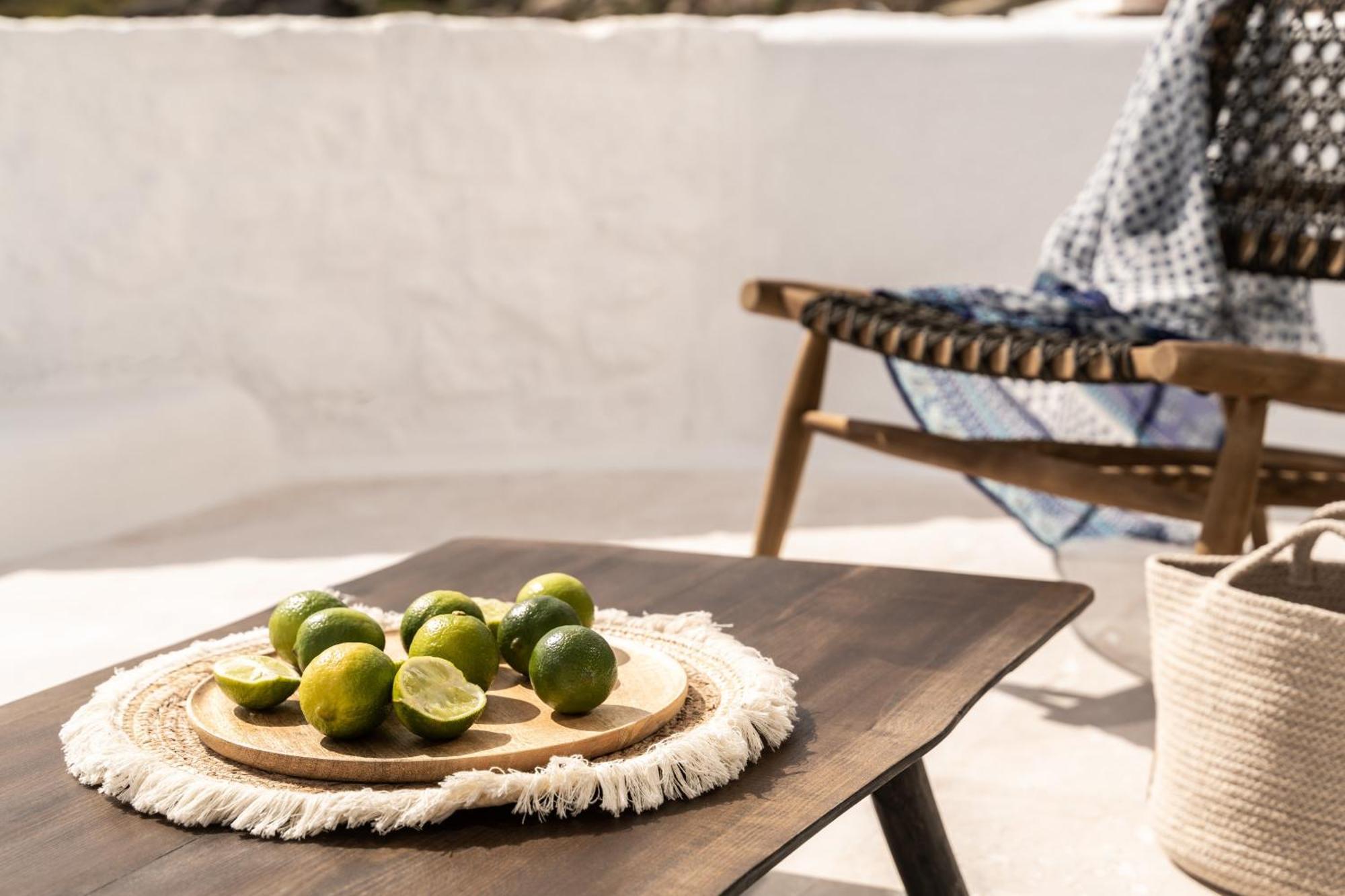 ホテル White Stone Mykonos Agios Ioannis Diakoftis エクステリア 写真